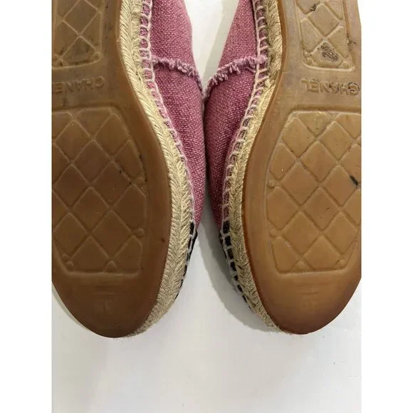 CHANEL Linen CC Espadrilles in Pink - Picture 7 of 7